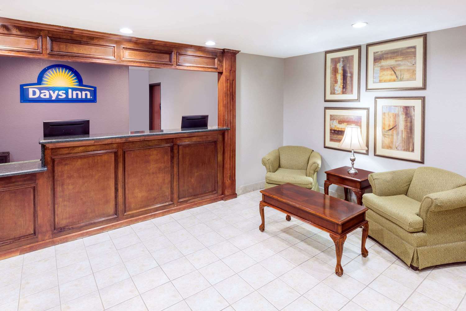 Days Inn By Wyndham Galliano La Exterior foto